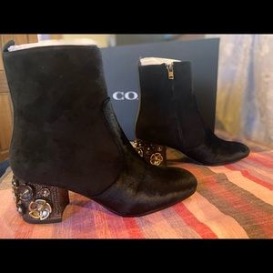 COPY - Coach stunning black ladies boots size 5